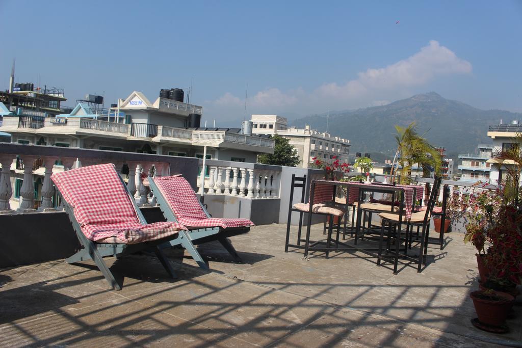 Hotel Fishtail Villa Pokhara Bagian luar foto